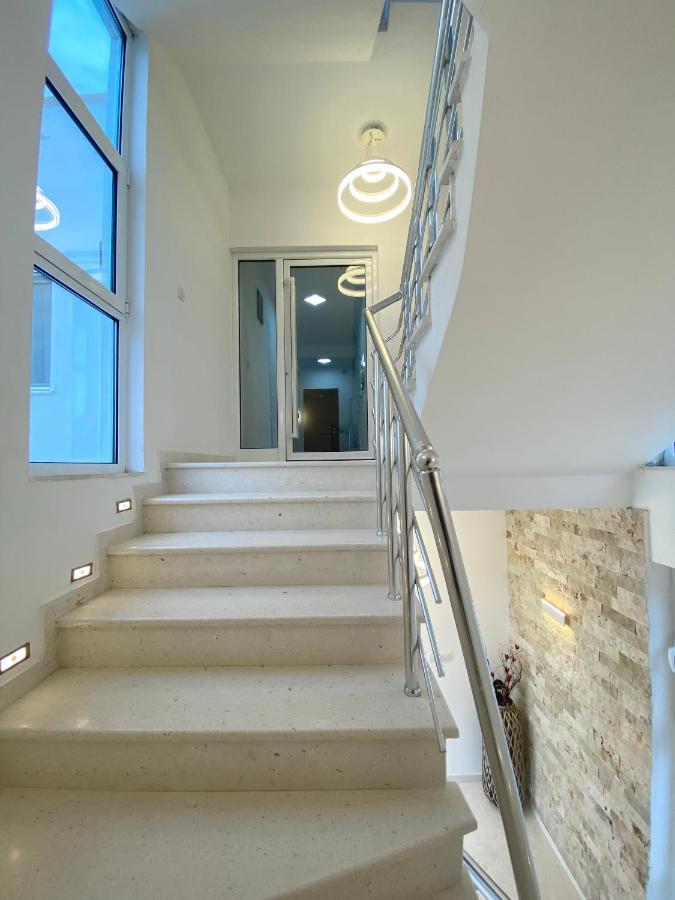 Apartmens Xhenis Lux Ulcinj Kültér fotó