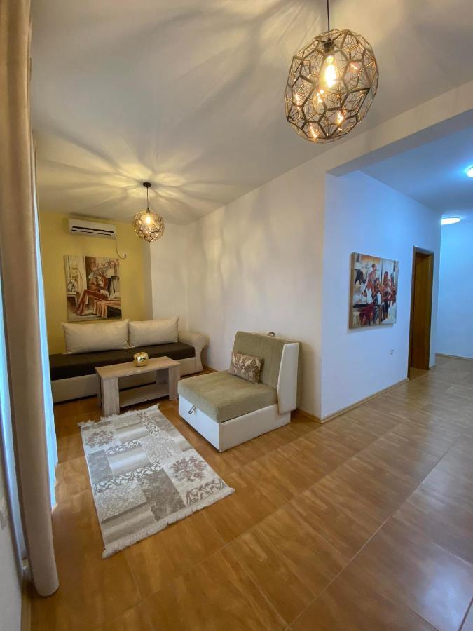 Apartmens Xhenis Lux Ulcinj Kültér fotó