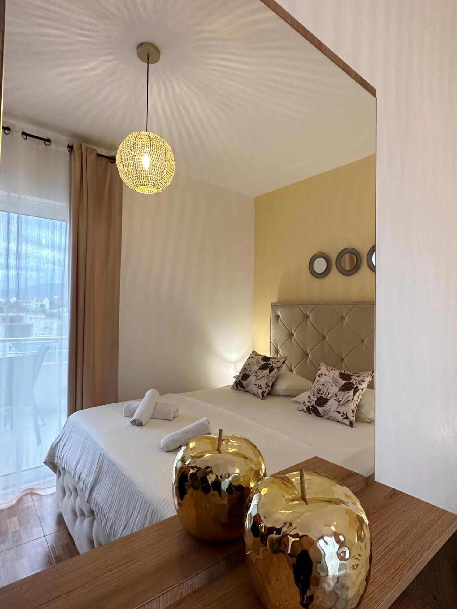Apartmens Xhenis Lux Ulcinj Kültér fotó