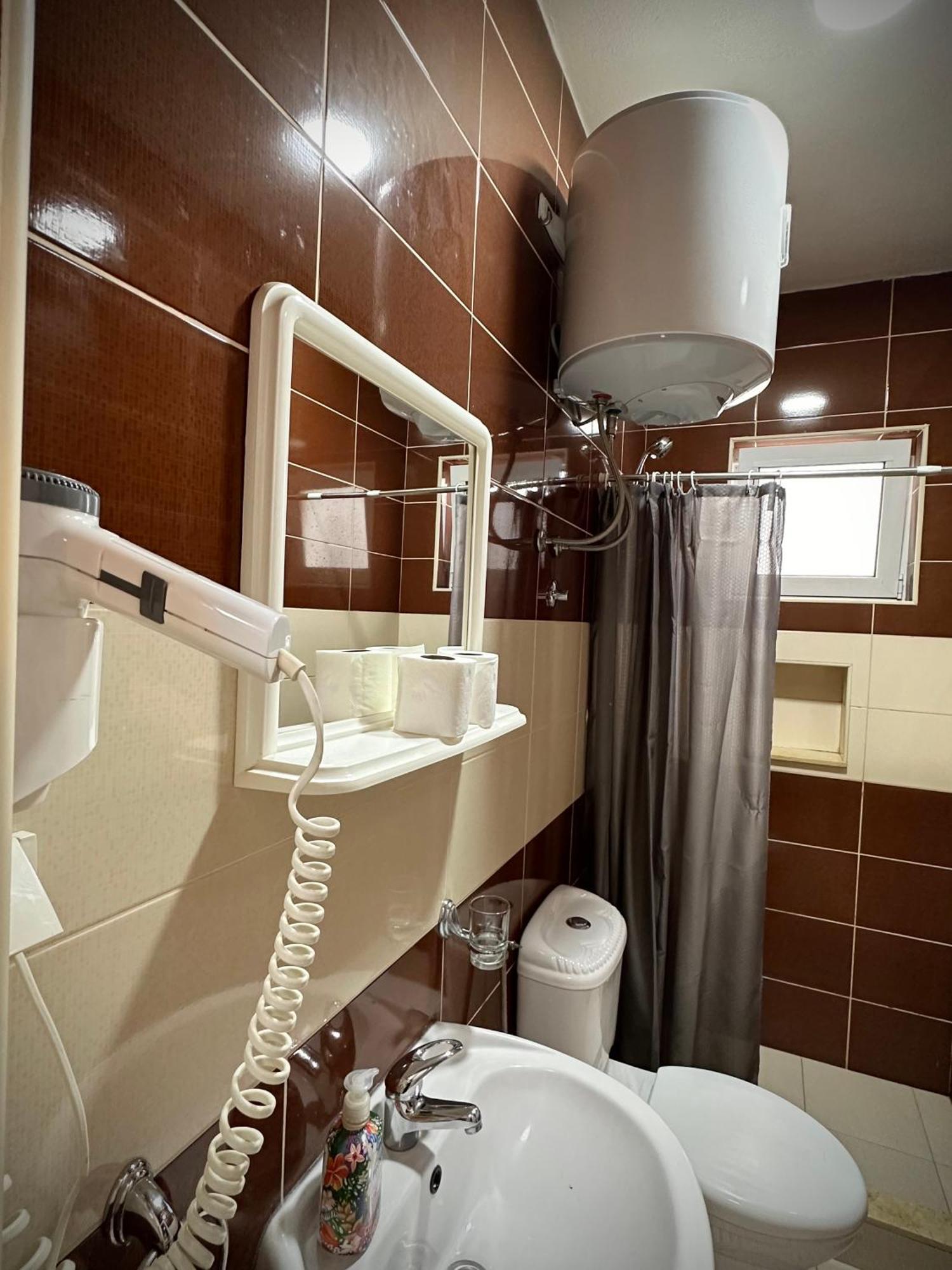 Apartmens Xhenis Lux Ulcinj Kültér fotó