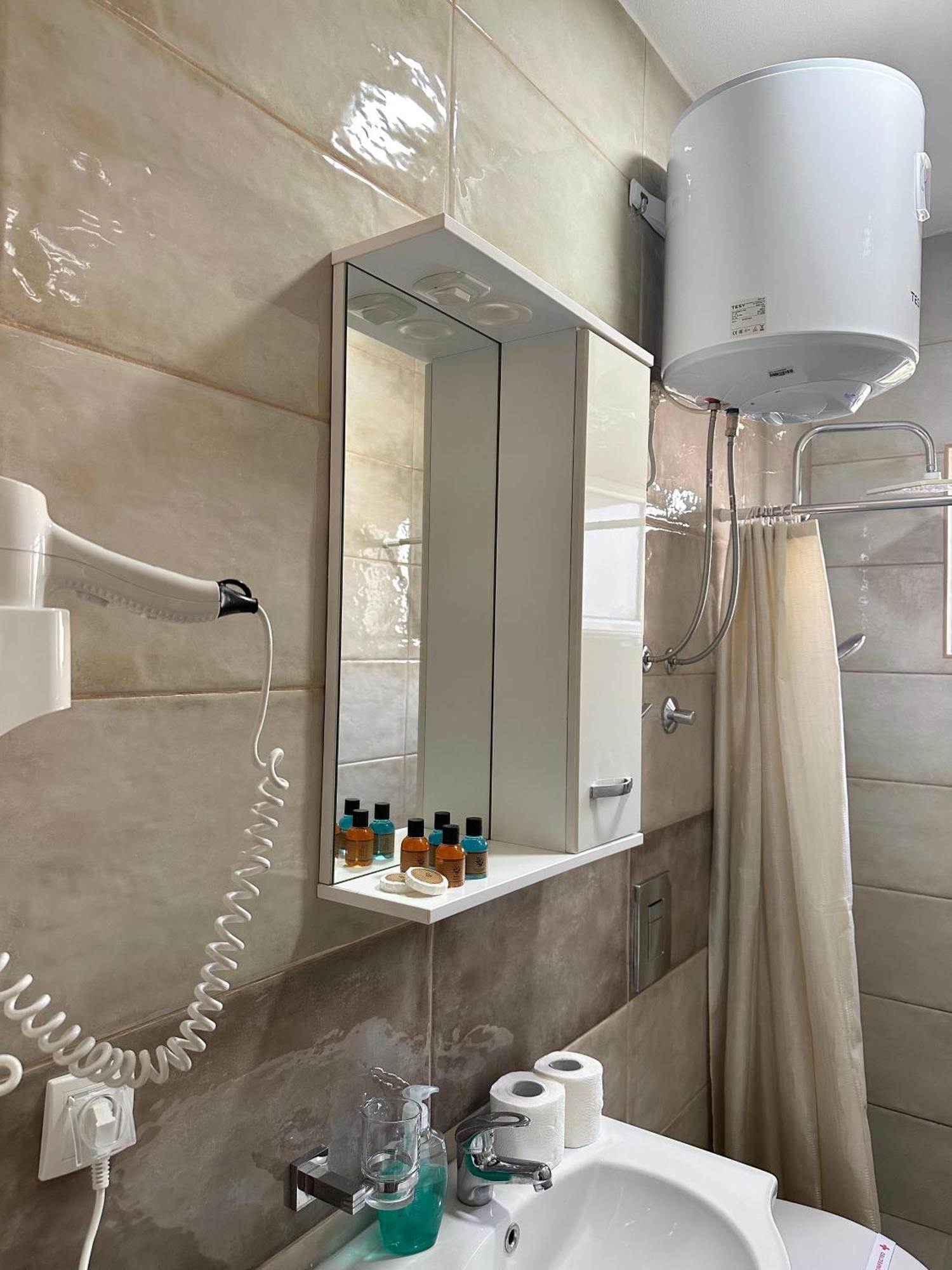 Apartmens Xhenis Lux Ulcinj Kültér fotó