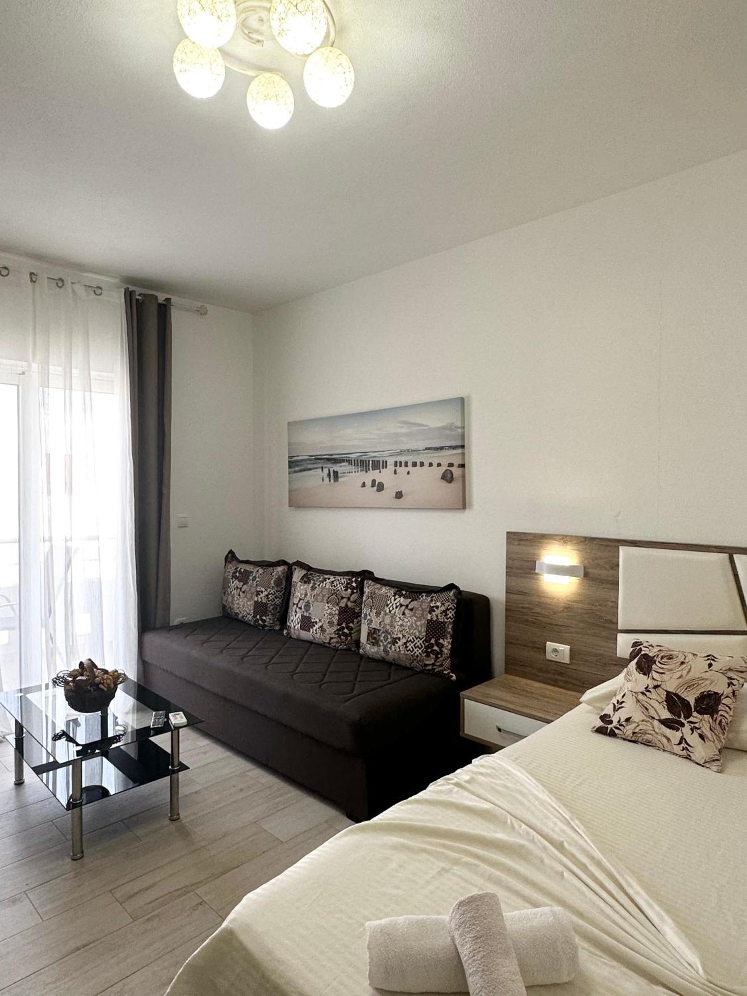 Apartmens Xhenis Lux Ulcinj Kültér fotó