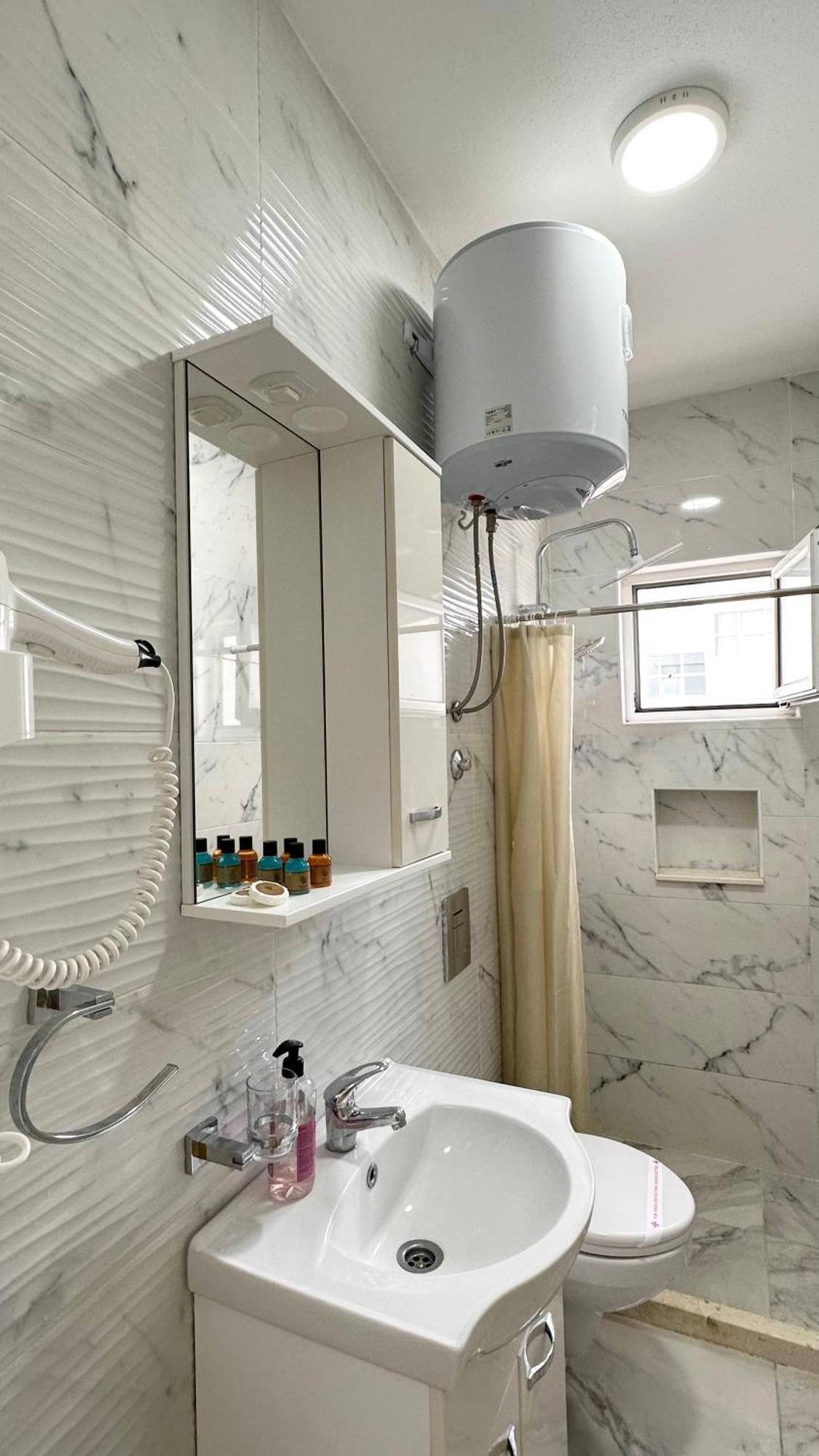 Apartmens Xhenis Lux Ulcinj Kültér fotó